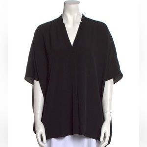 Hatch V-neck short sleeved blouse OS